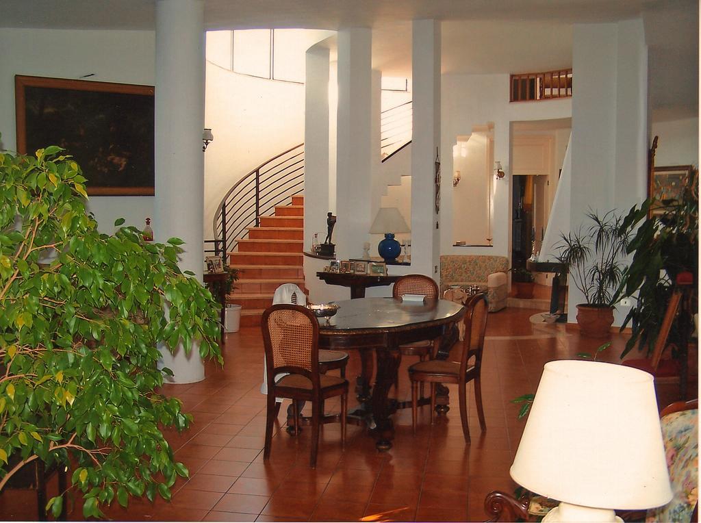 B&B Villa Napoli Battipaglia Eksteriør bilde