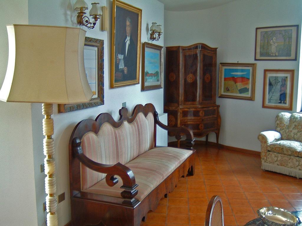 B&B Villa Napoli Battipaglia Eksteriør bilde
